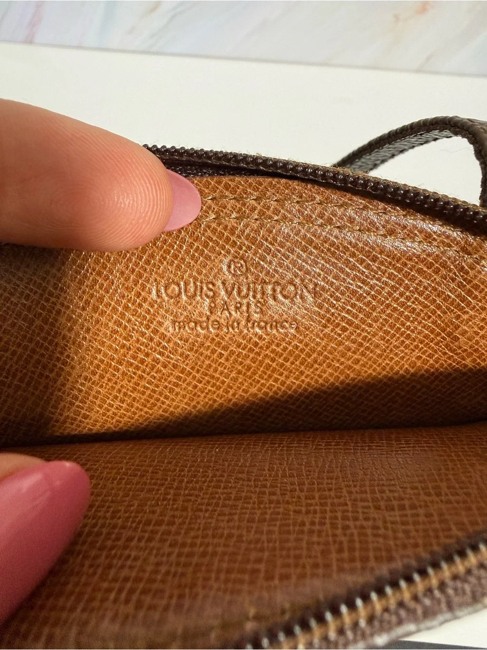 Vintage Louis Vuitton Monogram Pochette Secret Neck Pouch 1986 EUC